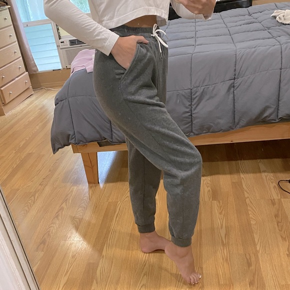 SHEIN Pants - Gray sweat pants size small